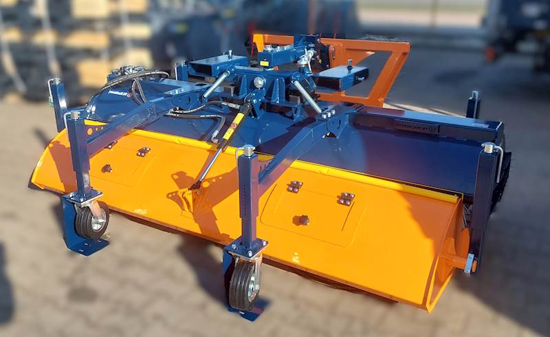 Zamiatarka szczotkowa 2,3m TANK